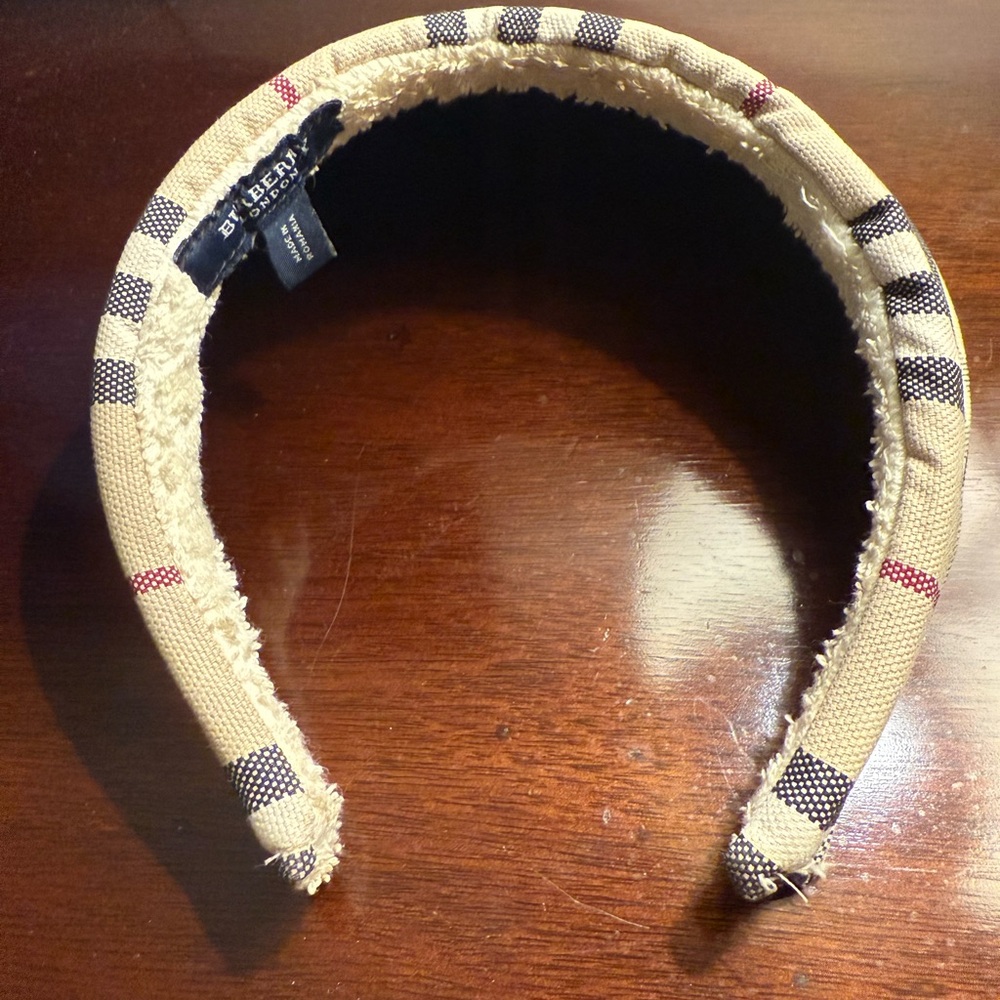 Burberry Beige Plaid Visor - Picture 6 of 13